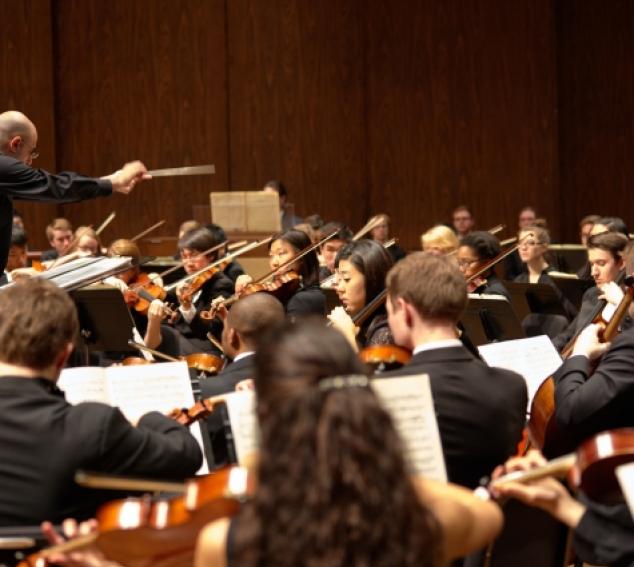 David A. Rahbee conducts the UW Symphony