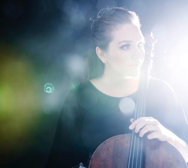 Saeunn Thorsteinsdottir, cello