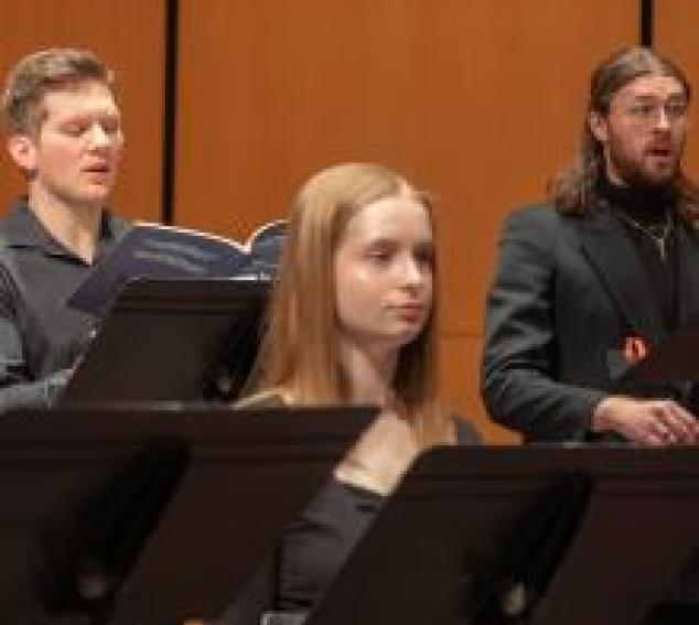 Chamber Singers in rehearsal at Meany Hall (Photo: UW Photography). 