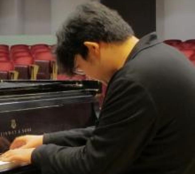 Student pianist