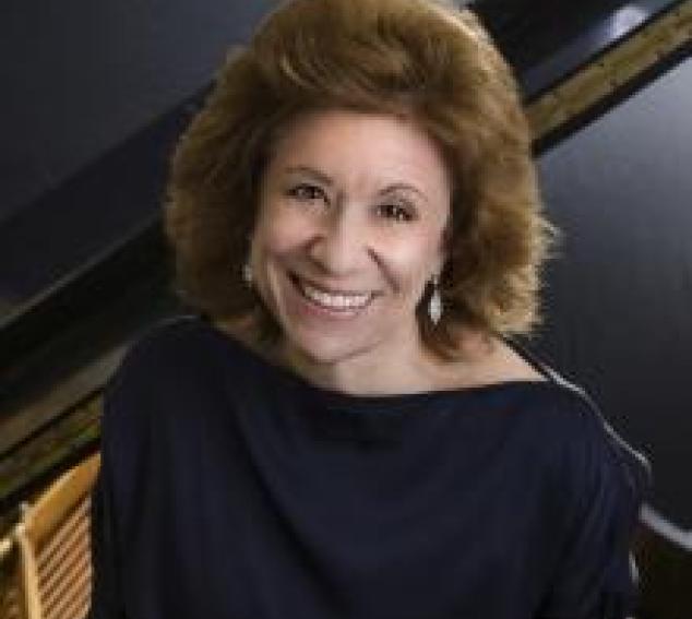 Pianist Joanne Polk