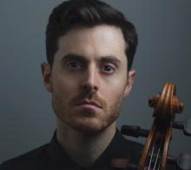 Cellist John Popham (Photo: Pascal Perich).
