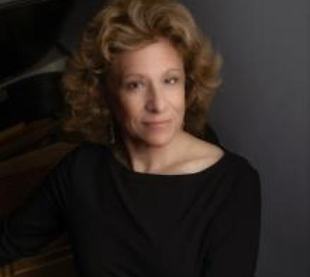 Pianist Joanne Polk