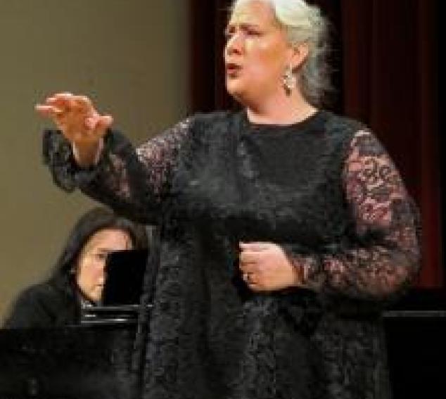 UW music students perform in quarterly Voice Division recitals (Photo: Cyan Duong). 
