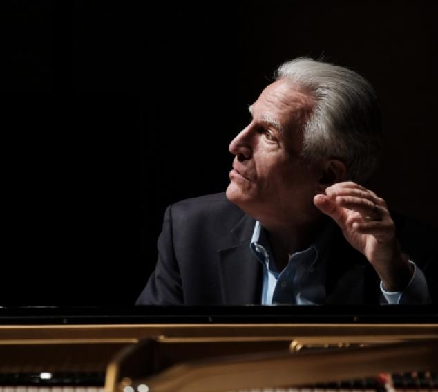 Craig Sheppard, piano