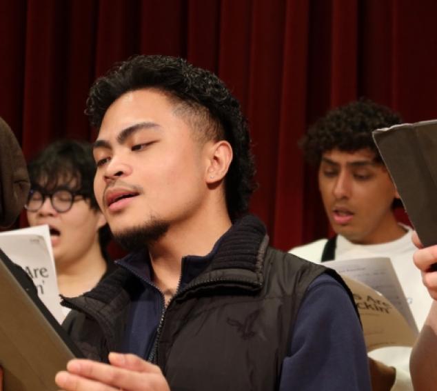 University singers in rehearsal (Photo: Madelyn Harris).